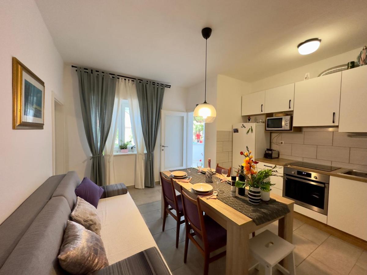 Matek Family & Studio Apartment רובנסקה מראה חיצוני תמונה