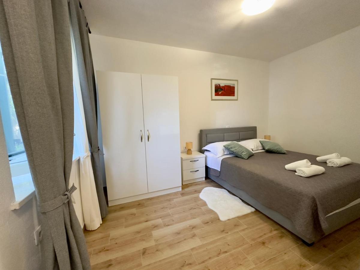 Matek Family & Studio Apartment רובנסקה מראה חיצוני תמונה