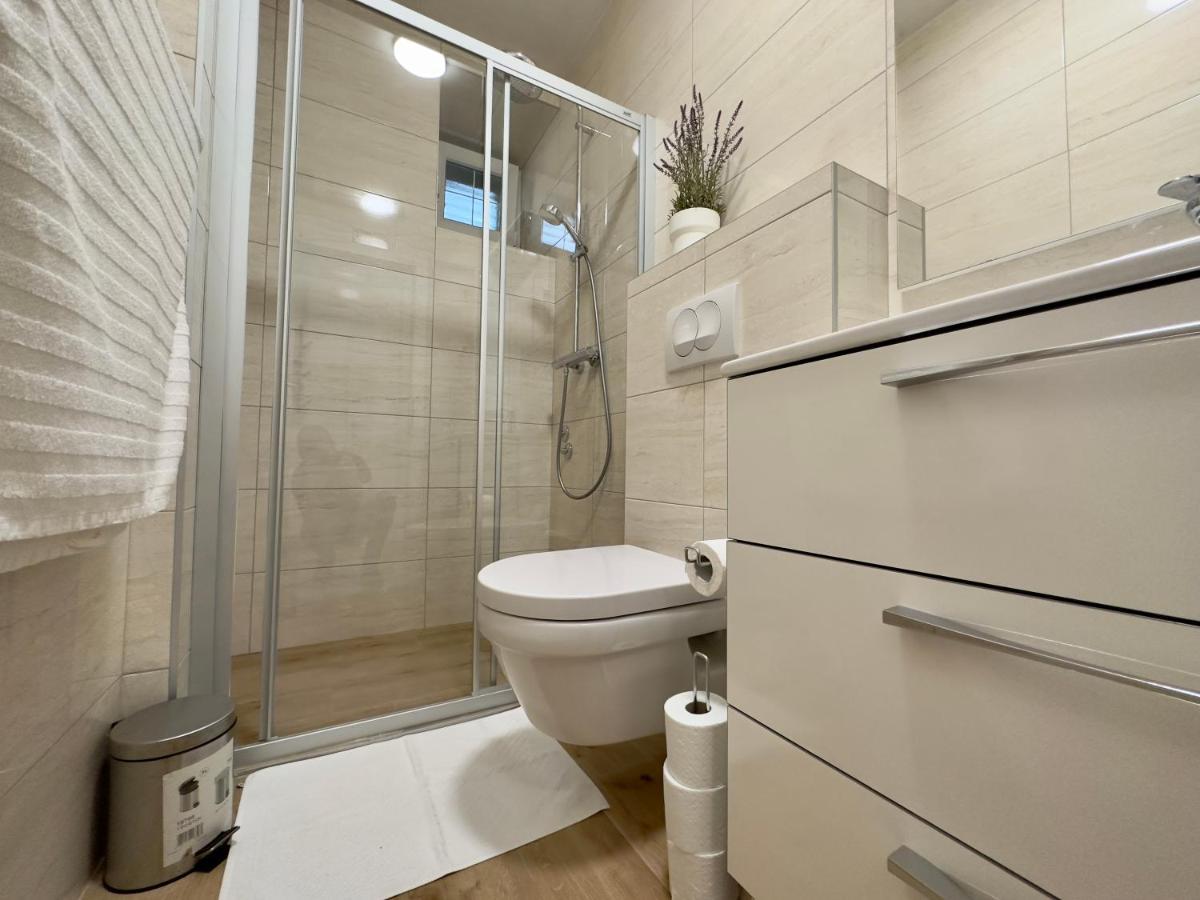 Matek Family & Studio Apartment רובנסקה מראה חיצוני תמונה